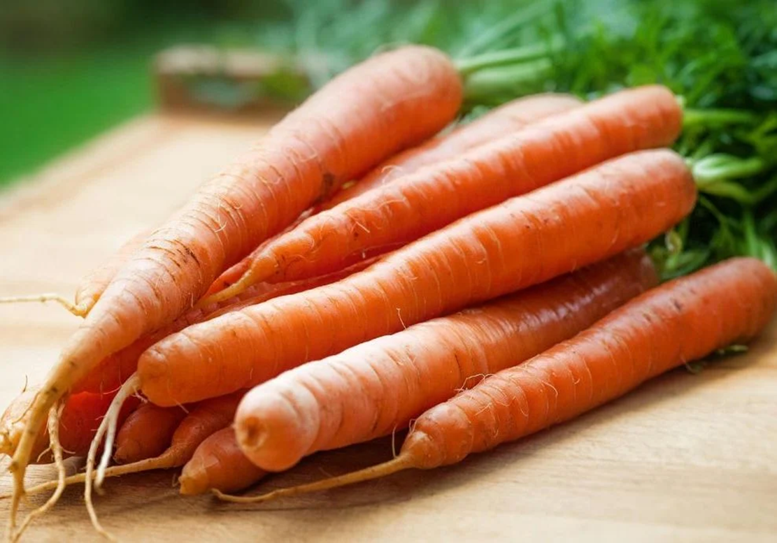 Lire la suite à propos de l’article Botulisme près de Cholet : Six personnes tombent malades après avoir mangé des carottes en bocal